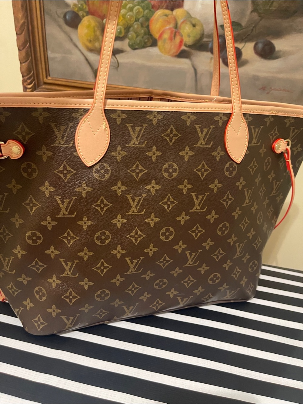 FAUX Louis Vuitton Monogram Neverfull Tote with Pouch - Picture 7 of 11